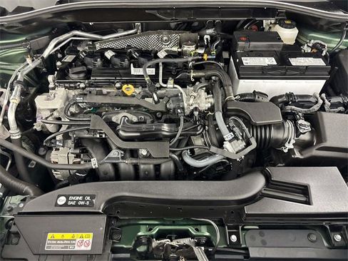Used 2024 Toyota Corolla Cross XLE image 28