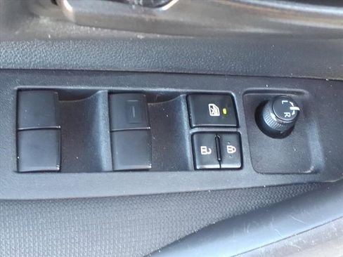 Used 2024 Toyota Corolla LE image 21