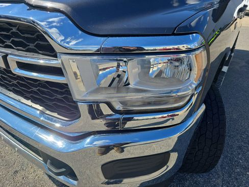 Used 2021 RAM 2500 Tradesman w/ Chrome Appearance Group image 33