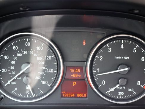 Used 2008 BMW 328i Convertible image 24