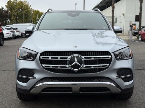 Certified 2025 Mercedes-Benz GLE 450 4MATIC image 10