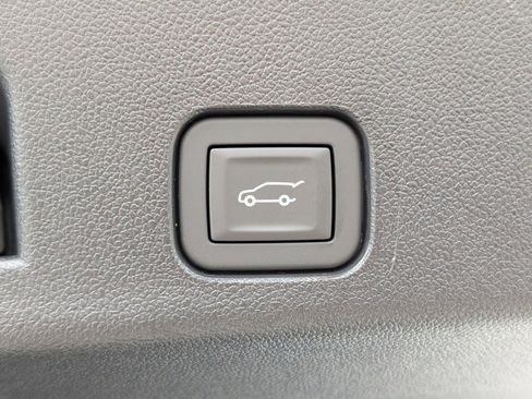 New 2026 Chevrolet Traverse LT w/ Driver Confidence Package image 12