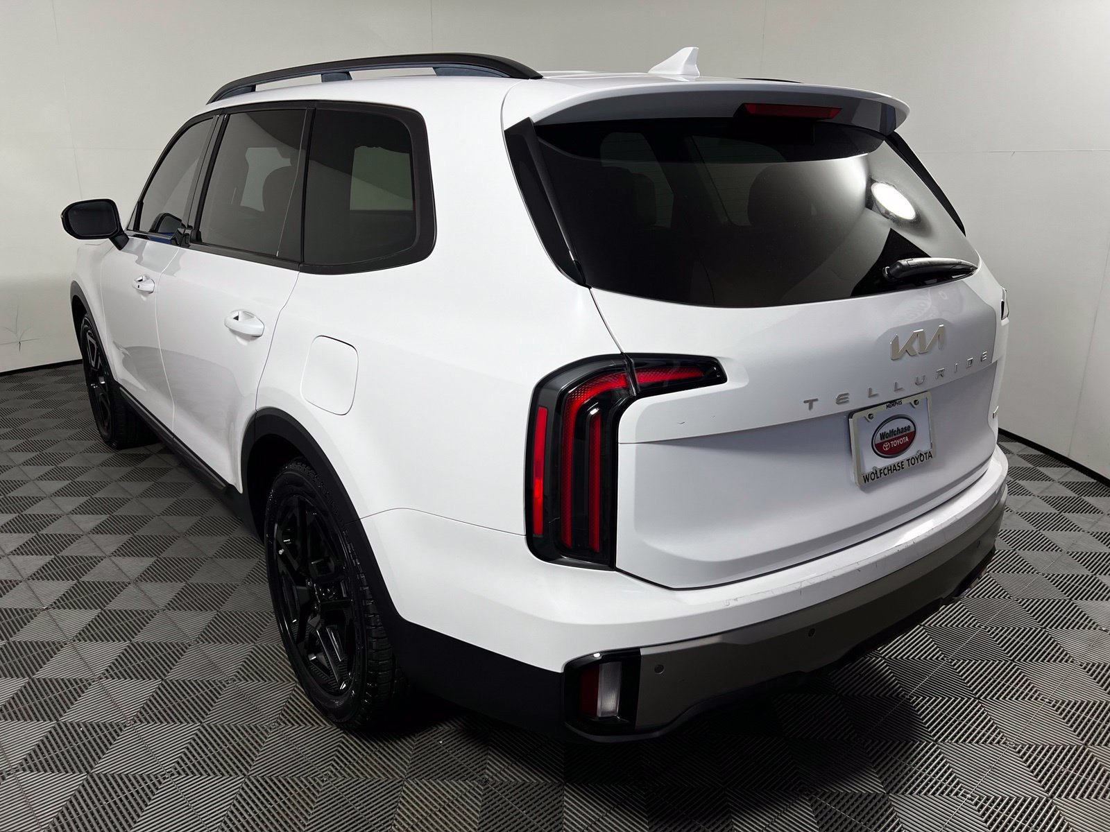 Used 2023 Kia Telluride EX X-Line AWD/4WD image 7
