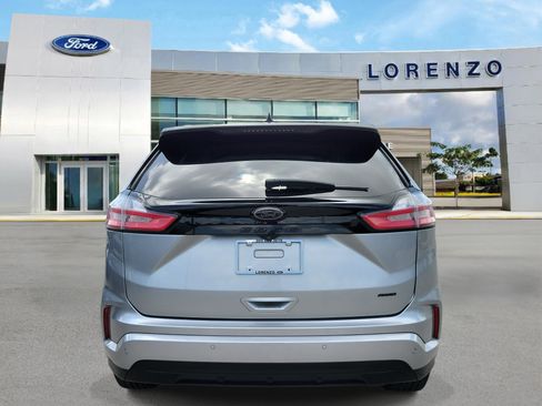 Used 2022 Ford Edge SE w/ Black Appearance Package AWD/4WD image 6