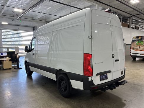 New 2025 Mercedes-Benz Sprinter 2500 image 9