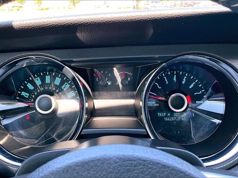 Used 2014 Ford Mustang Coupe w/ Equipment Group 102A RWD image 24