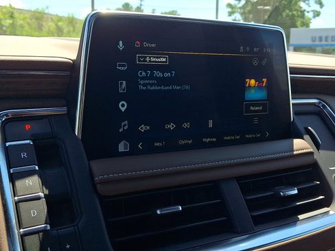 Certified 2023 Chevrolet Tahoe High Country w/ Advanced Technology Package AWD/4WD image 20