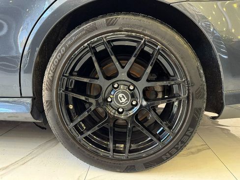 Used 2014 Mercedes-Benz E 350 Sport image 8