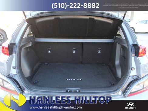 Used 2023 Hyundai Kona SE w/ Cargo Package image 10