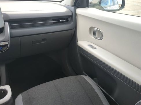 Used 2023 Hyundai Ioniq 5 SE image 16