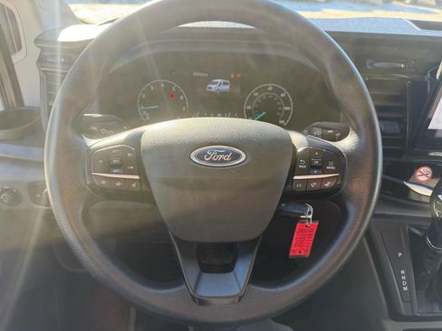 Used 2024 Ford Transit 350 XLT image 17