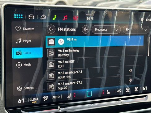 New 2026 Volkswagen Tiguan SE R-Line image 17