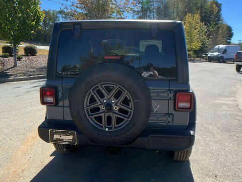 New 2026 Jeep Wrangler Sport S image 9