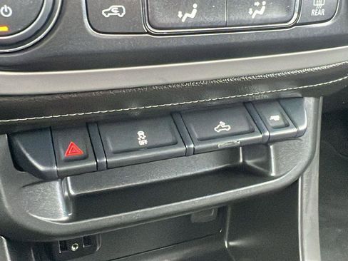 Used 2022 GMC Canyon Elevation w/ Trailering Package image 14