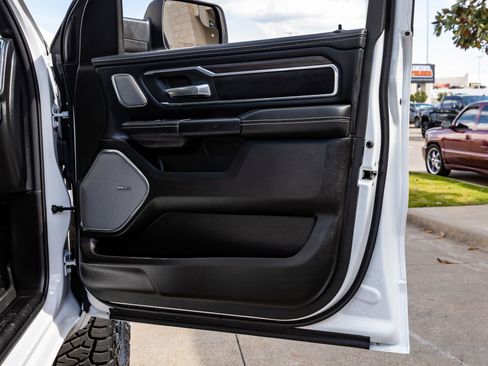 Used 2026 RAM 1500 Laramie w/ Night Edition image 38