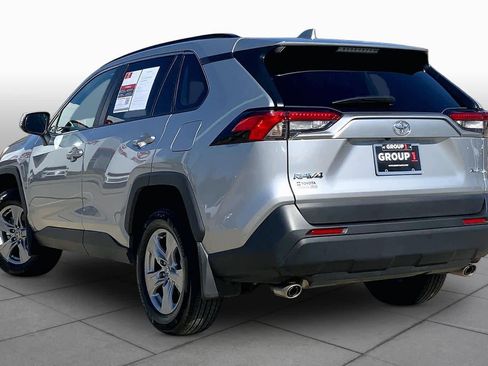 Used 2025 Toyota RAV4 XLE w/ Convenience Package image 12