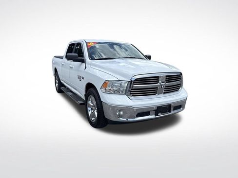 Used 2019 RAM 1500 Big Horn AWD/4WD image 3