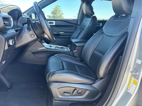 Used 2023 Ford Explorer ST w/ Equipment Group 401A AWD/4WD image 9