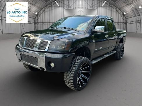 Used 2005 Nissan Titan LE AWD/4WD image 1
