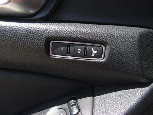 Used 2021 Honda Accord Touring image 23