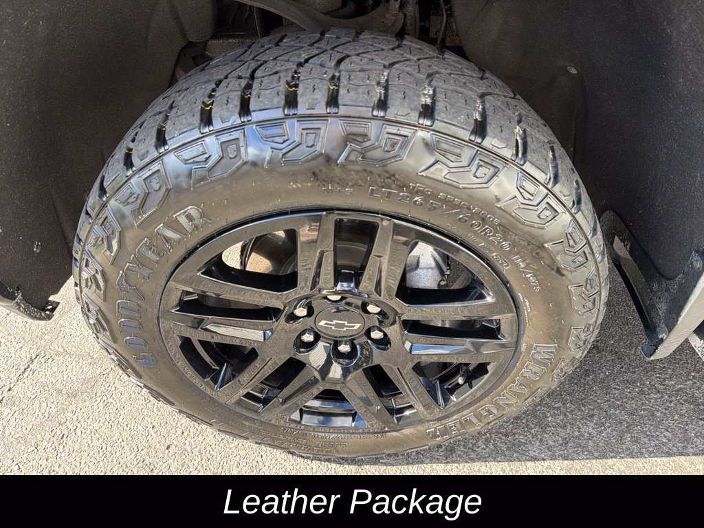 Used 2021 Chevrolet Silverado 1500 LT Trail Boss w/ Convenience Package II AWD/4WD image 12