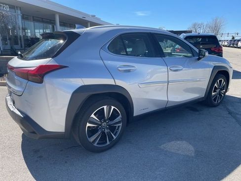 Used 2020 Lexus UX 250h w/ Accessory Package 2 image 3