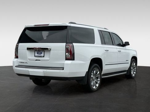 Used 2016 GMC Yukon XL Denali w/ Open Road Package AWD/4WD image 5