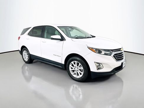 Used 2018 Chevrolet Equinox LT FWD image 3