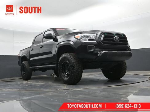 Used 2022 Toyota Tacoma SR AWD/4WD image 35