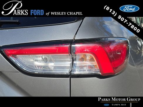 Certified 2021 Ford Escape Titanium image 8