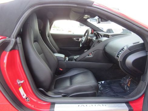 Used 2014 Jaguar F-TYPE S image 24