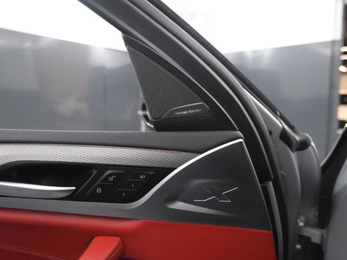 Used 2019 BMW X4 M40i w/ Premium Package image 37