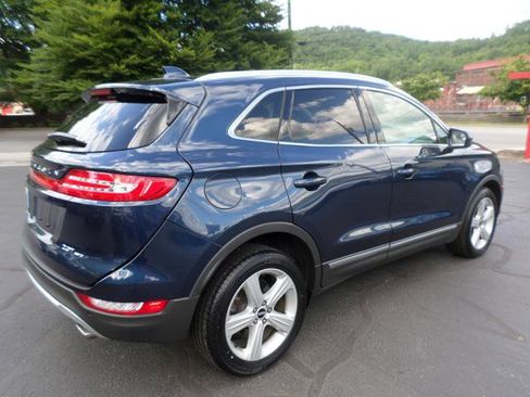 Used 2017 Lincoln MKC Premiere AWD/4WD image 6