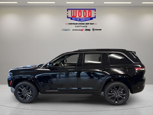 New 2026 Jeep Grand Cherokee Limited AWD/4WD image 4