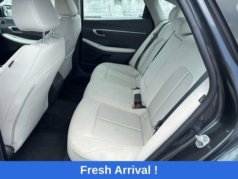 Used 2025 Hyundai Sonata SEL image 3