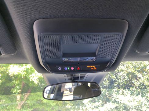 Used 2025 Honda Prologue EX image 32