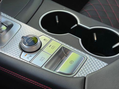 Used 2023 Genesis G70 3.3T w/ Sport Prestige Package image 21