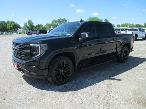 New 2026 GMC Sierra 1500 Elevation w/ Elevation Premium Package AWD/4WD image 12