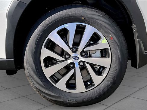 New 2025 Subaru Outback Premium image 11