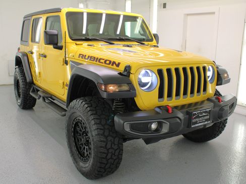 Used 2019 Jeep Wrangler Unlimited Rubicon image 12