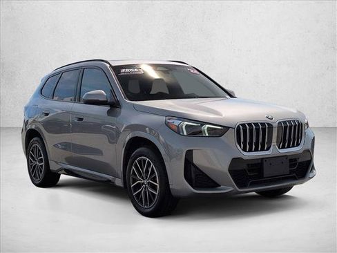 Used 2026 BMW X1 xDrive28i AWD/4WD image 3