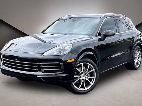 Used 2020 Porsche Cayenne AWD/4WD image 1