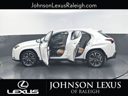 New 2025 Lexus UX 300h FWD image 27