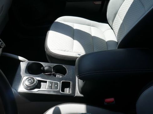 Used 2023 Ford Escape Active w/ Tech Pack #2 AWD/4WD image 24