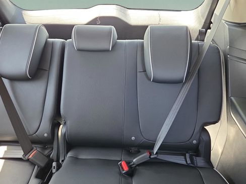 New 2026 Honda Odyssey Touring image 11