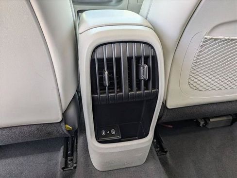 Used 2024 Hyundai Kona Limited AWD/4WD image 17