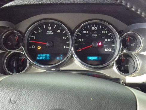 Used 2013 Chevrolet Silverado 2500 LT w/ Suspension Package, Off-Road AWD/4WD image 13