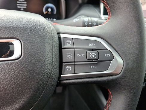 Certified 2024 Jeep Compass Trailhawk w/ Trailhawk Elite Group image 18