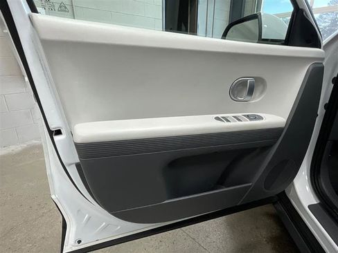 Used 2024 Hyundai Ioniq 5 SE image 10