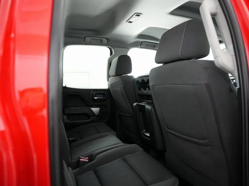 Used 2019 Chevrolet Silverado 1500 LT image 34